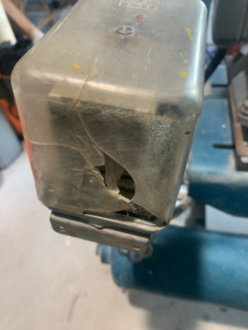 1035374-10 Dual tank compressor