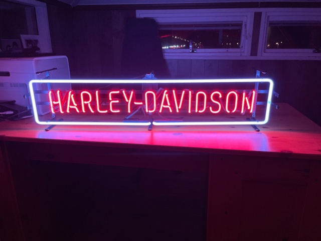 1115583-2 New Harley Davidson neon sign, 85 cm