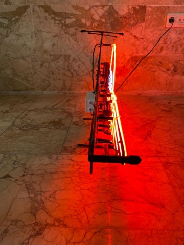 1115584-4 Advertising signs