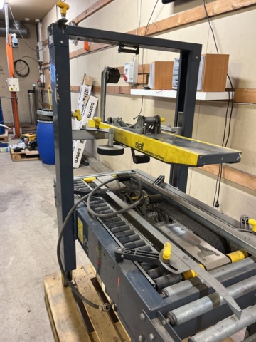 1068752-3 Tape machine/cardboard shredder - Siat SM1