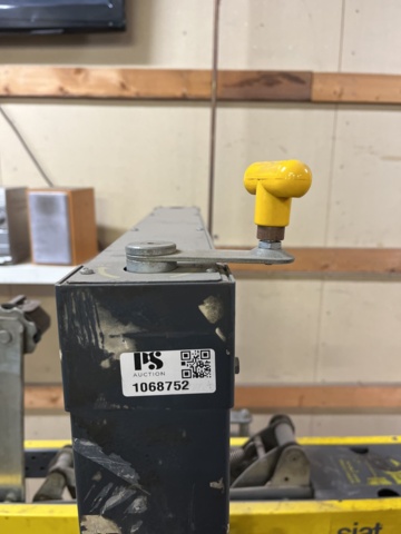 1068752-4 Tape machine/cardboard shredder - Siat SM1