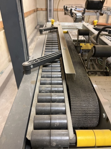 1068752-13 Tape machine/cardboard shredder - Siat SM1