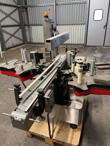 1068762-3 Labeling machine Double-sided for cans Harland Machine