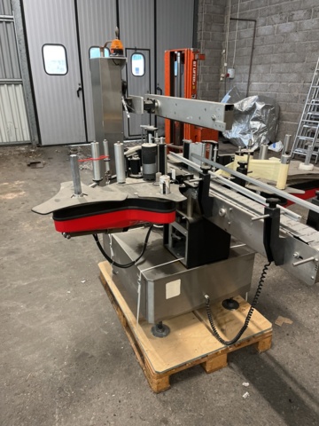 1068762-5 Labeling machine Double-sided for cans Harland Machine