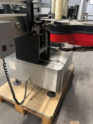 1068762-25 Labeling machine Double-sided for cans Harland Machine