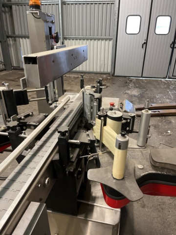 1068762-26 Labeling machine Double-sided for cans Harland Machine