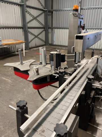 1068762-27 Labeling machine Double-sided for cans Harland Machine