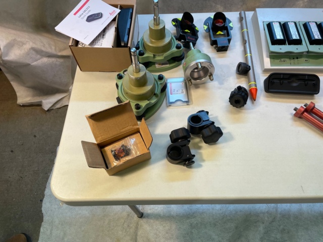 1115613-9 Total station Leica TS15 1” R1000 with handheld computer CS15 and GS14