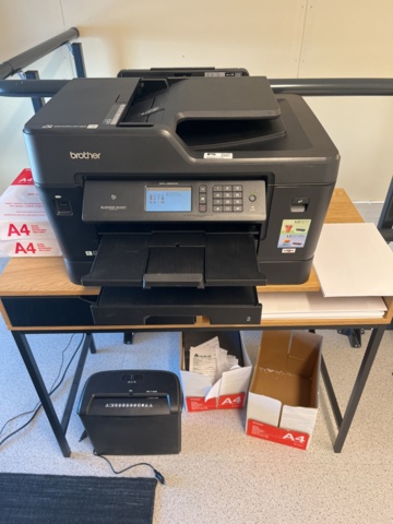 1066715-2 Printer, paper shredder