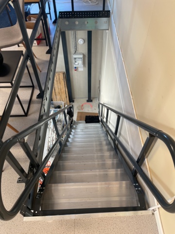 1066715-7 Printer, paper shredder