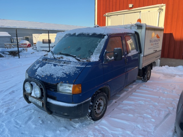 1066717-4 Volkswagen Transporter Chassis Double Cab 2.6t 2.5 TDI - 2002