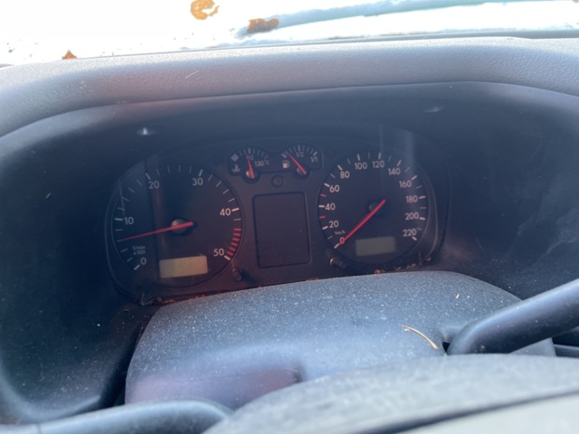 1066717-11 Volkswagen Transporter Chassis Double Cab 2.6t 2.5 TDI - 2002