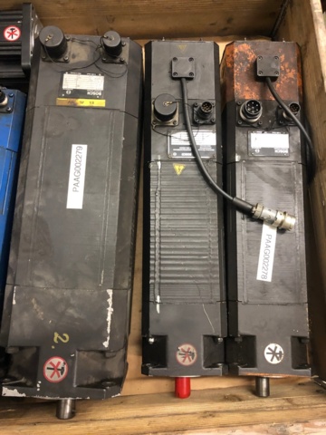 1115635-2 Servomoottori x 7