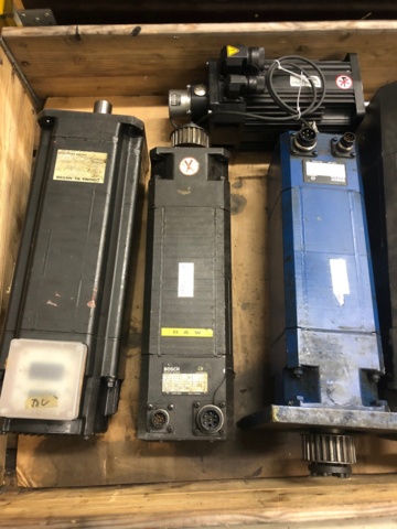 1115635-7 Servomoottori x 7