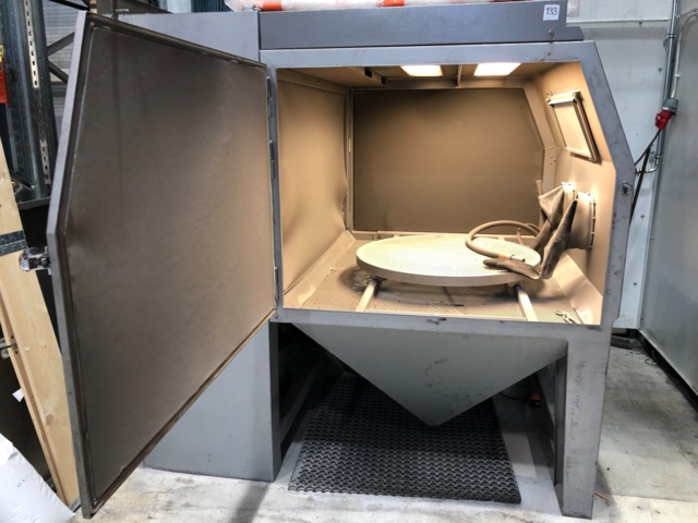 1114880-2 Normfinish hiekkapuhalluskaappi