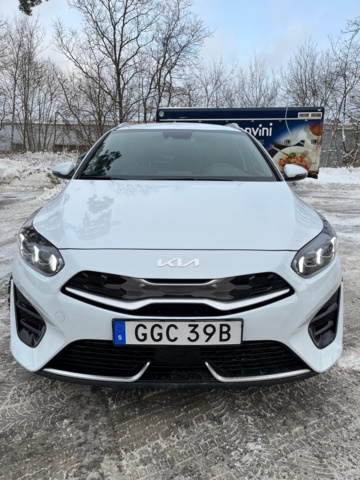1115267-2 Kia Ceed Sportswagon Plug-in Hybrid DCT, 141hp, 2022