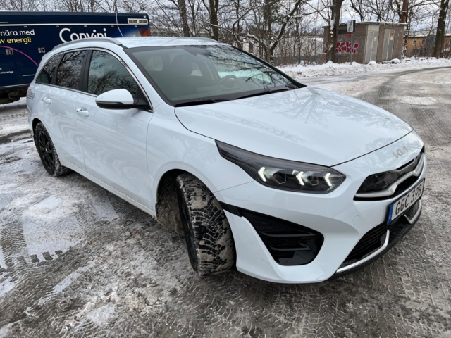 1115267-3 Kia Ceed Sportswagon Plug-in Hybrid DCT, 141hp, 2022