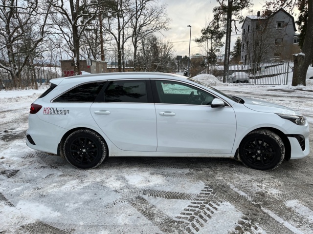 1115267-4 Kia Ceed Sportswagon Plug-in Hybrid DCT, 141hp, 2022