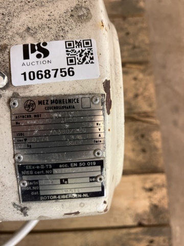 1068756-11 Electric motor with pump MEZ Mohelnice AP100L-6