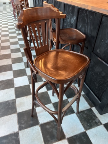 1051441-3 Site-built bar for disassembly and bar stools