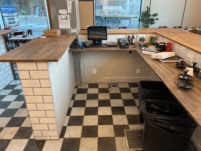 1051441-5 Site-built bar for disassembly and bar stools