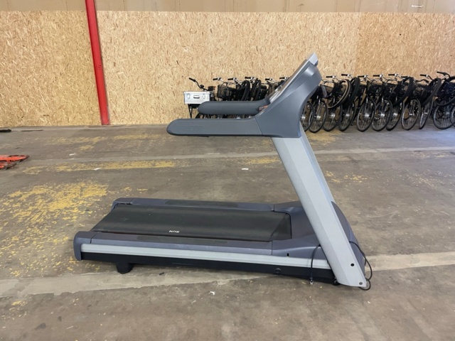 1068615-2 Treadmill Precor