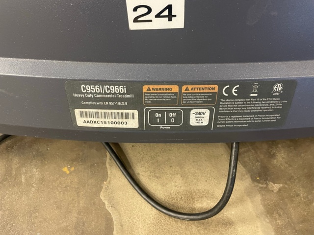 1068615-7 Treadmill Precor