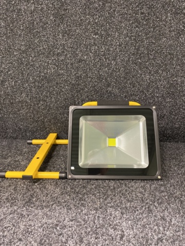 1100726-7 2 work lamps LED 50W rechargeable with stand