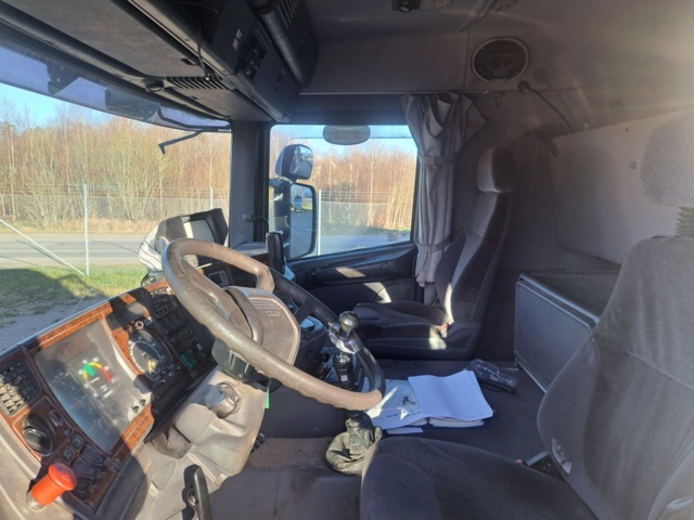 1050510-6 Scania R124GB 8X2 Truck - 1999