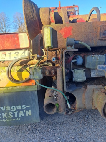 1050510-24 Scania R124GB 8X2 Truck - 1999