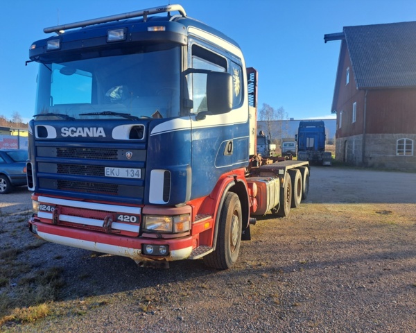 1050510-3 Scania R124GB 8X2 Truck - 1999