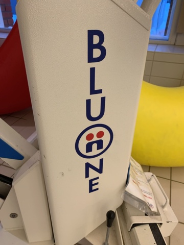 760519-4 Mobile pool lift Digi BluOne