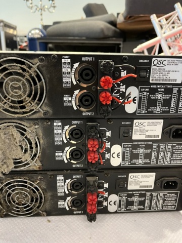 1066141-6 3 QSC RMX 2450 output stages