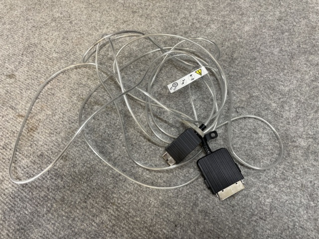 1116398-9 Samsung 65" screen / Defective crack in screen