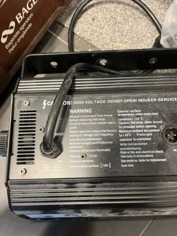 1066149-4 Martin Atomic 3000 DMX strobe