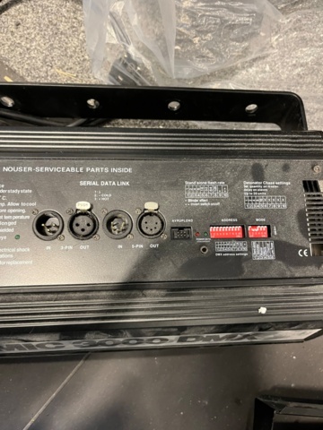 1066149-5 Martin Atomic 3000 DMX strobe