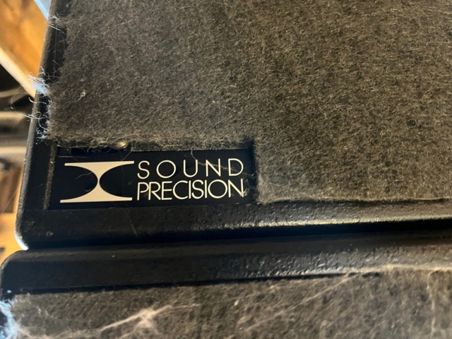 1066164-3 4 Sound precision tops