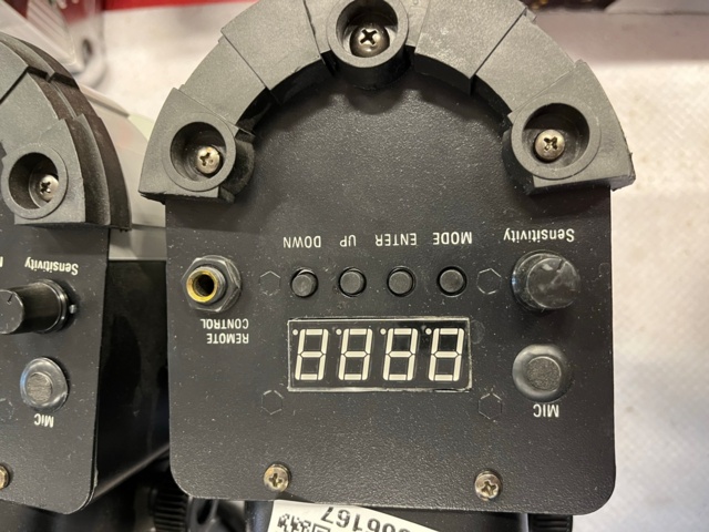 1066167-8 4 Eurolite Scanner LED PST-10 QCL