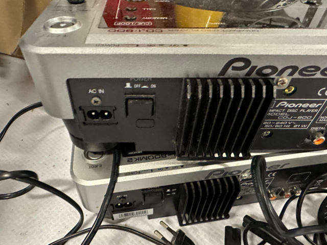 1066187-5 5 Pioneer CDJ 800