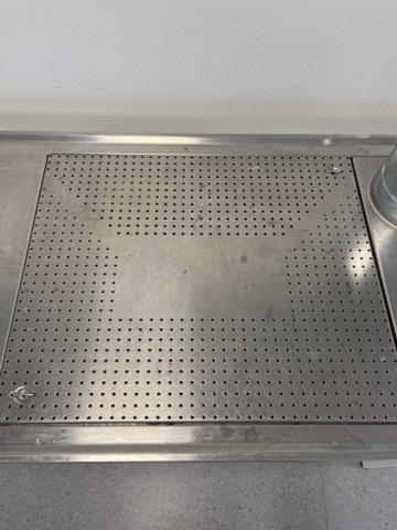 1068796-5 Stainless steel draw bench with draw box