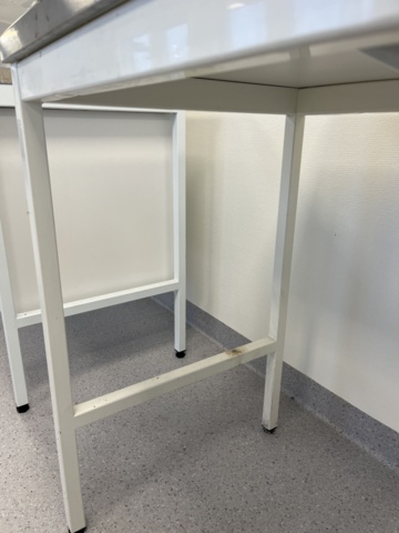 1068796-9 Stainless steel draw bench with draw box