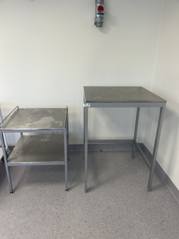 1068802-2 2 stainless steel workbenches