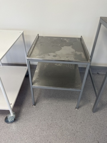 1068802-5 2 stainless steel workbenches