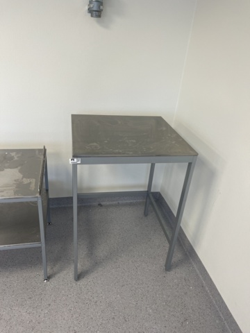 1068802-7 2 stainless steel workbenches