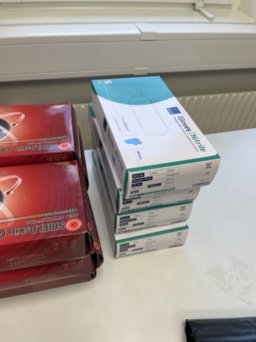 1068827-5 Disposable gloves approximately 1440 pcs