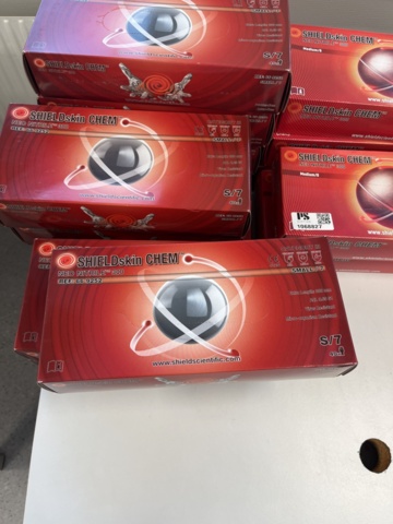 1068827-6 Disposable gloves approximately 1440 pcs