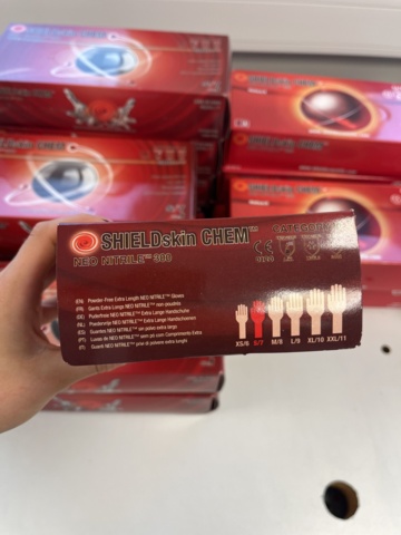 1068827-8 Disposable gloves approximately 1440 pcs