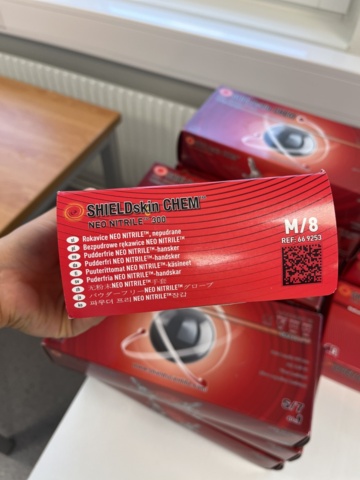 1068827-11 Disposable gloves approximately 1440 pcs