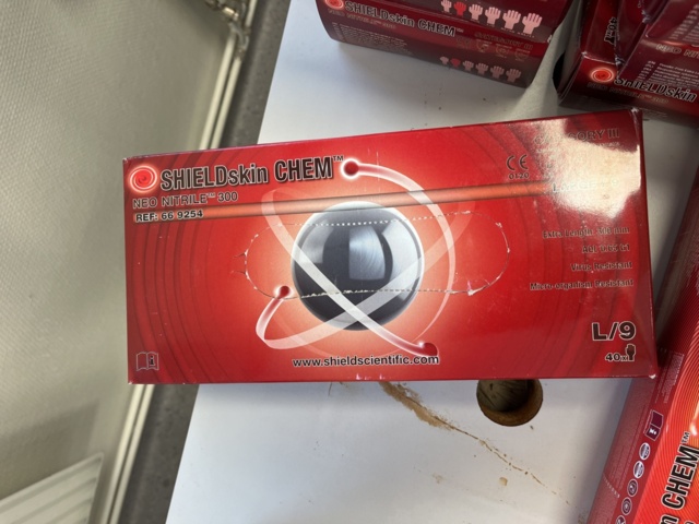 1068827-16 Disposable gloves approximately 1440 pcs