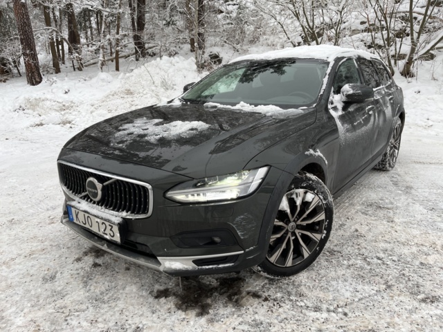 1116403-49 Volvo V90 Cross Country B6 AWD Geartronic - 2021